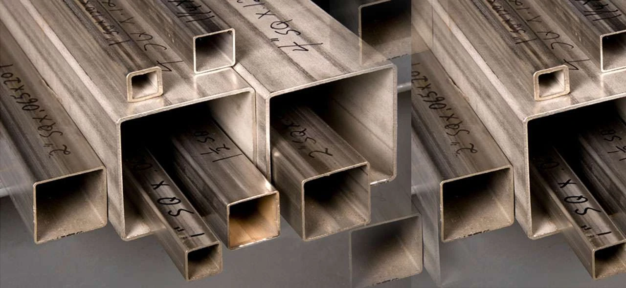 TUBE 120X120X2.8MM X 4.60MTR